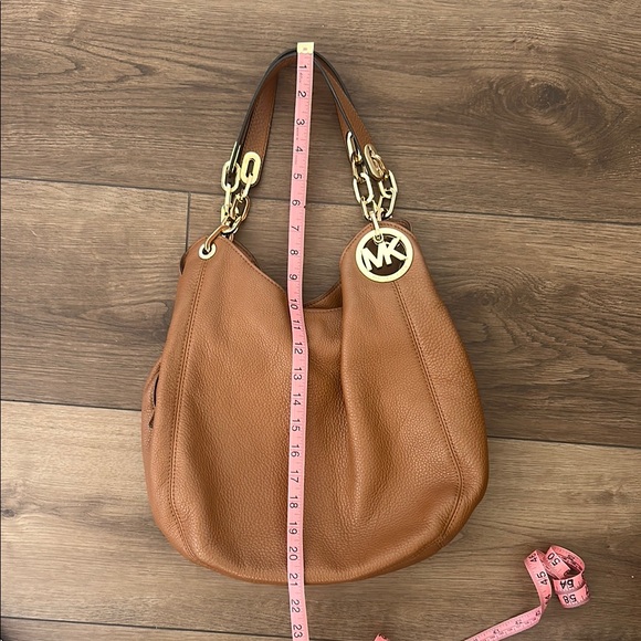 Michael Kors Tan Fulton Leather Shoulder Bag - Picture 7 of 7